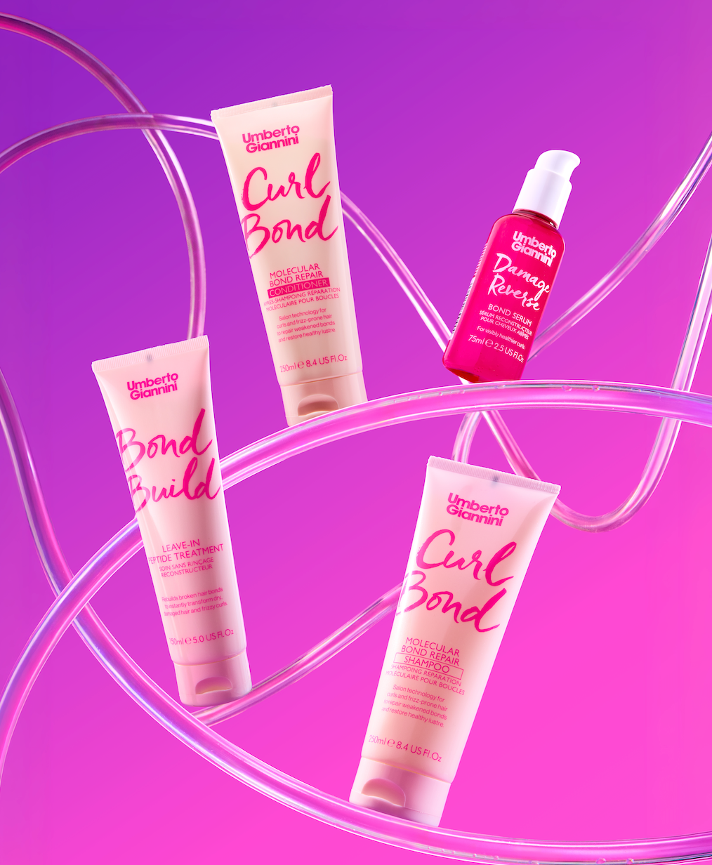 Salon-grade bond repair has officially entered the curl chat 💗